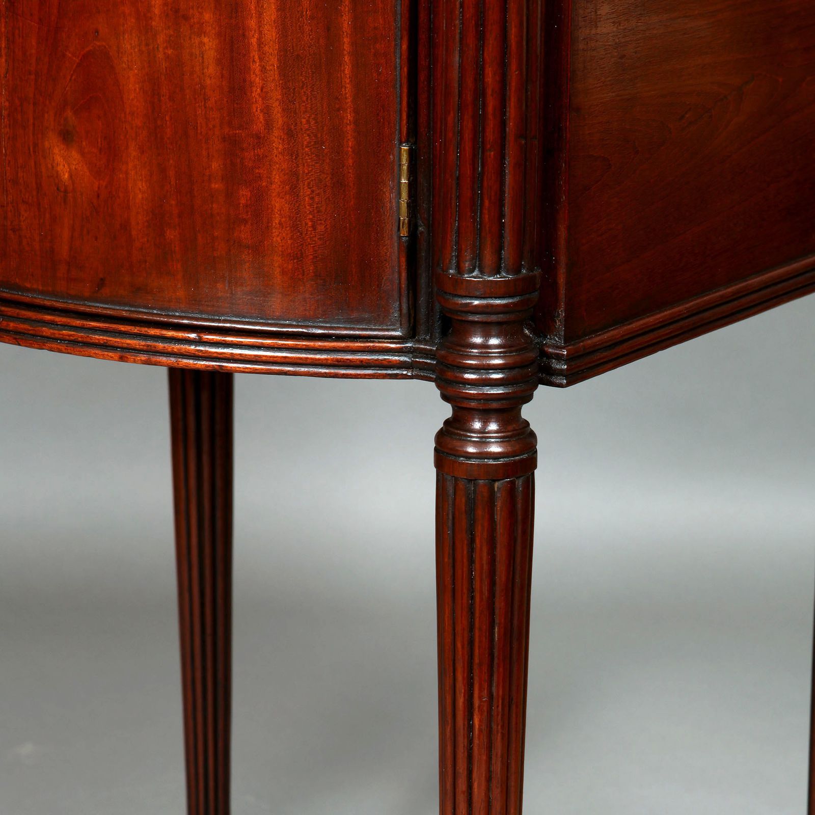 Pair Of George III Mahogany Bedside Cabinets In The Manner Of Gillows photo 24500.0