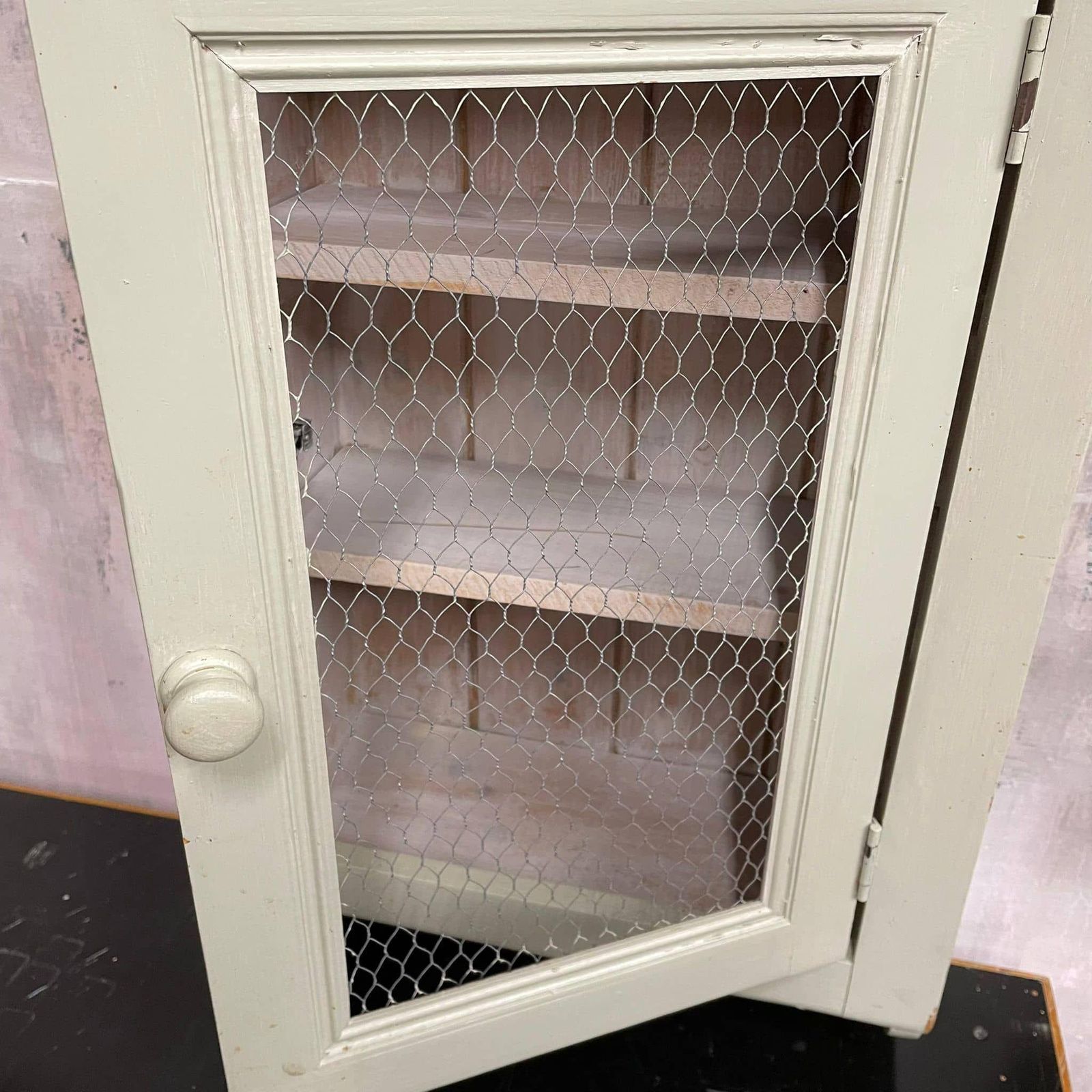 Painted Shabby Chic Kitchen Wall Cupboard 2 Shelves Chicken Wire Door photo Furniture