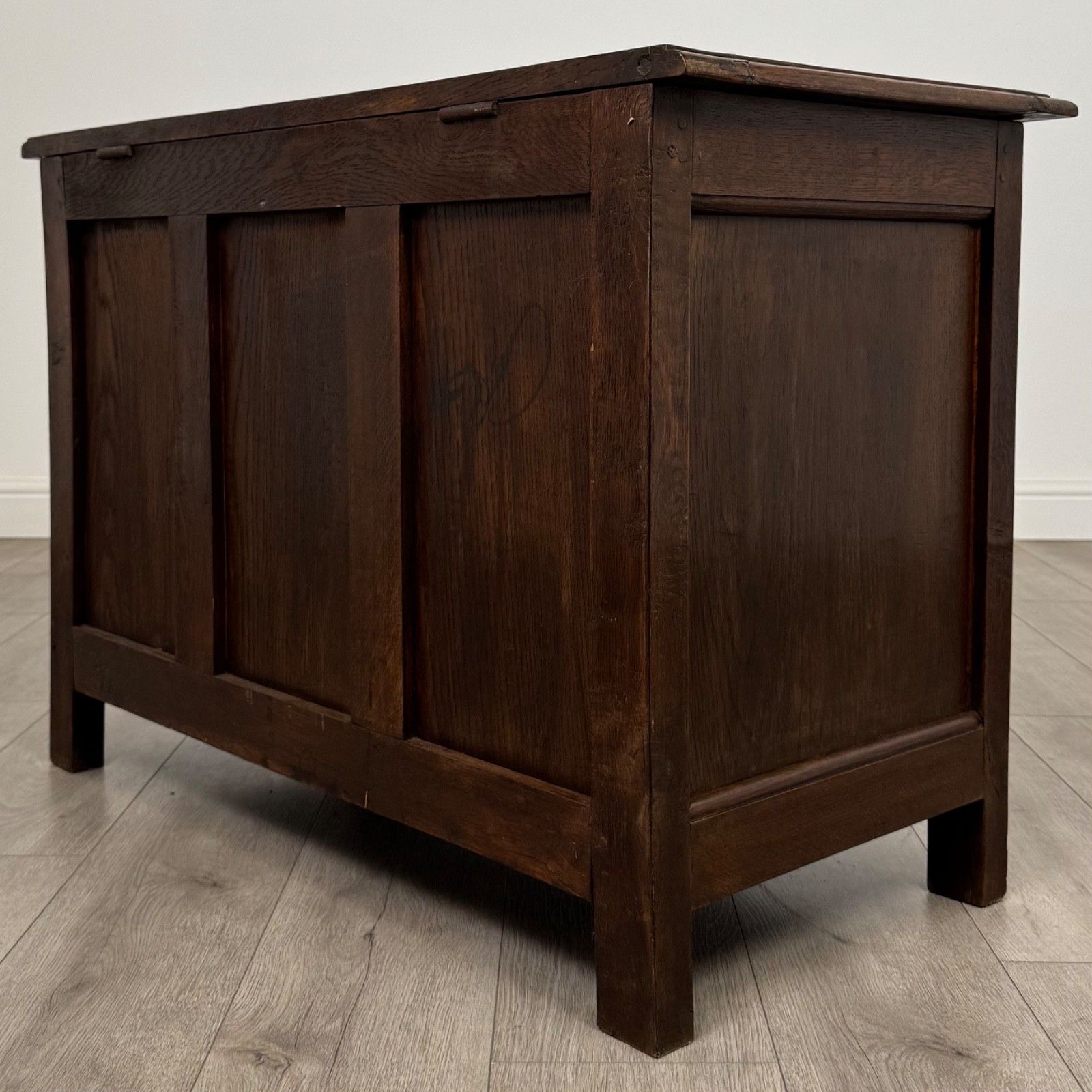 Antique 19th Century Good Quality Carved Oak Coffer photo vinterior