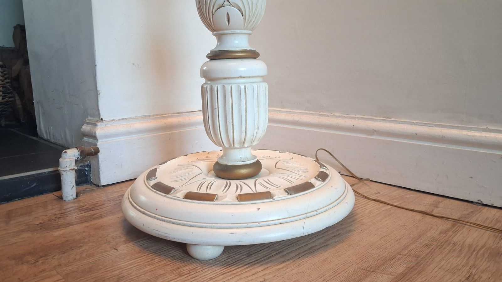 Vintage  French Cream And Gilt Oak Standard /Floor Lamp With Delightful Shade photo vintage