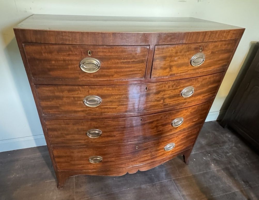 19th Century Mahogany Bow Fronted Chest Of Drawers photo 475.0