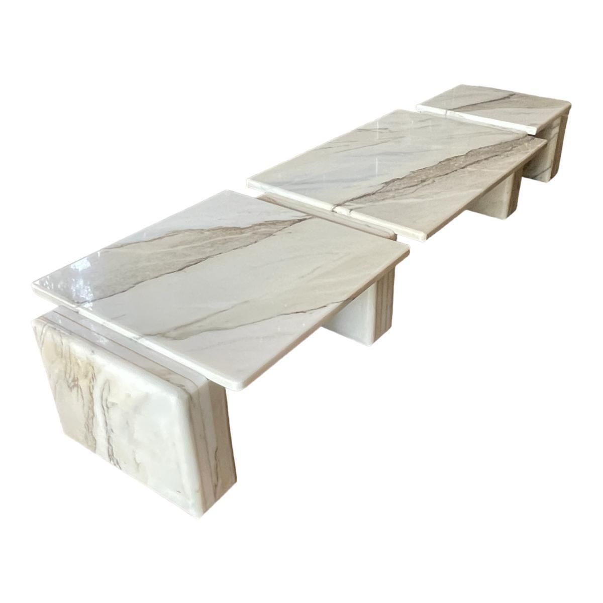 photo furniture Italiaanse Modulaire Salontafels Van Carrara Marmer, In De Stijl Van Mario Bellini, Jaren 1970, Set Van 7