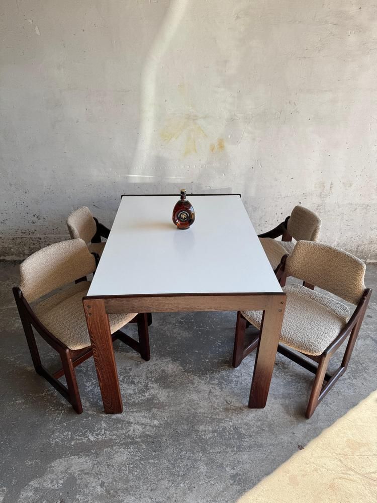 Mid Century Modern White Table And Chairs, Set Of 5 photo vintage