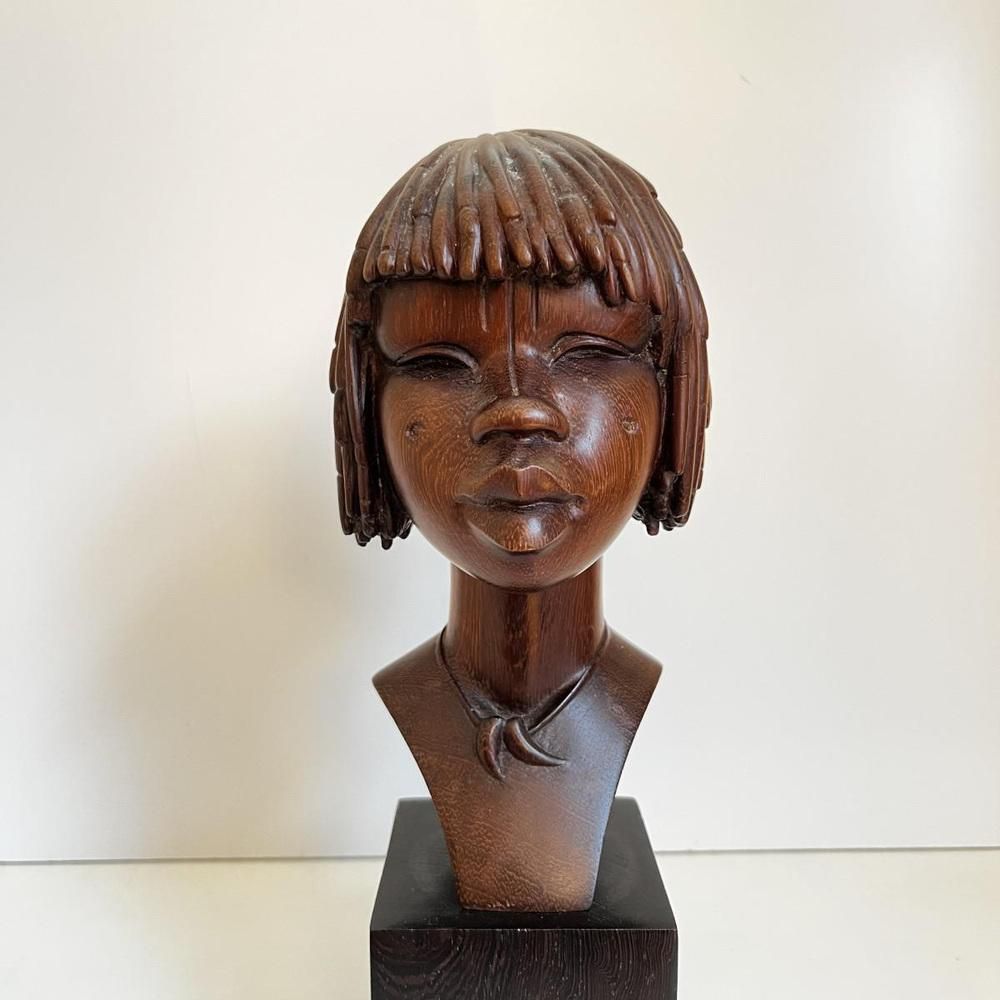 Art Africanist Sculpture In Palm Wood, 1950 photo