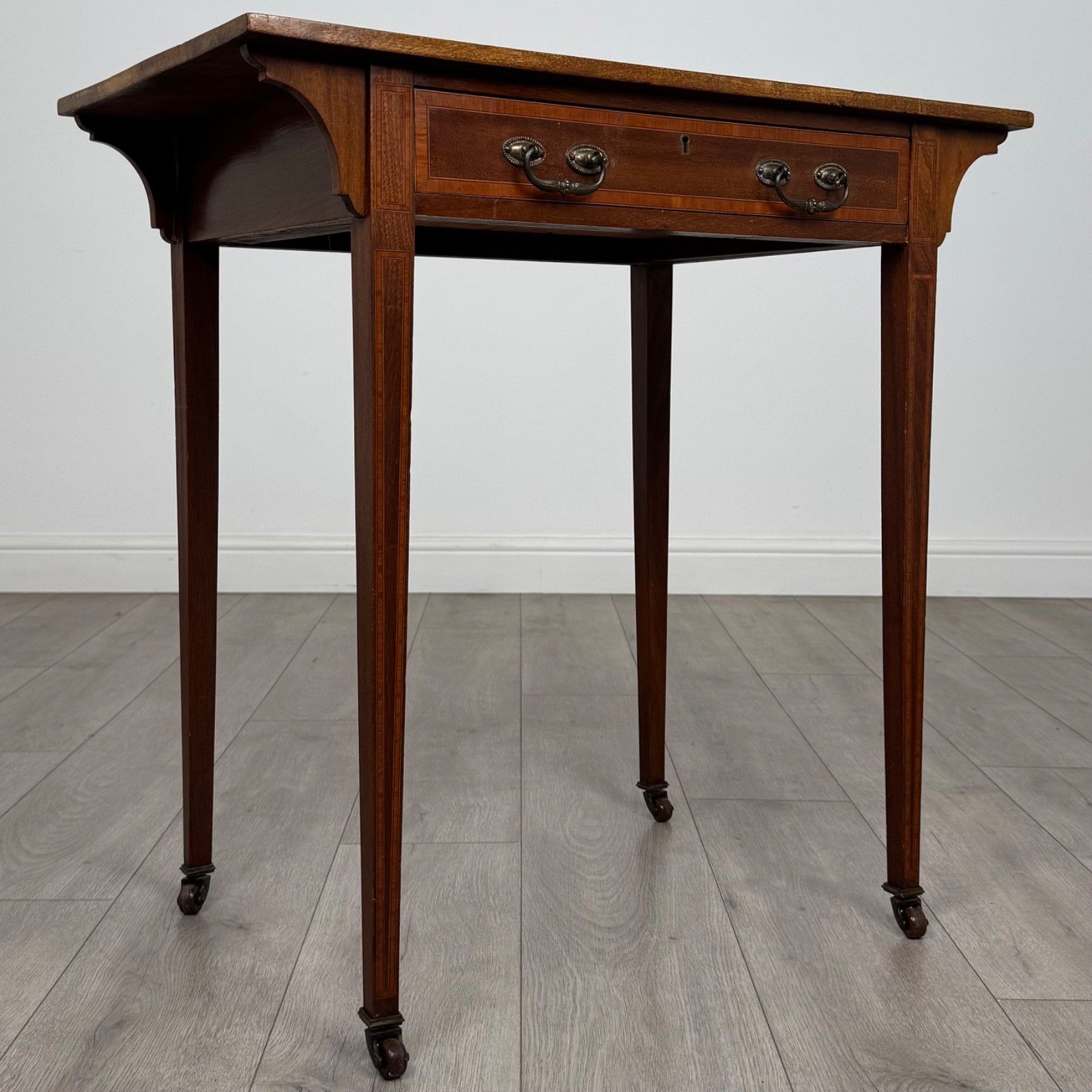 Antique 20th Century Cross Banded Writing Table In Mahogany photo vintage