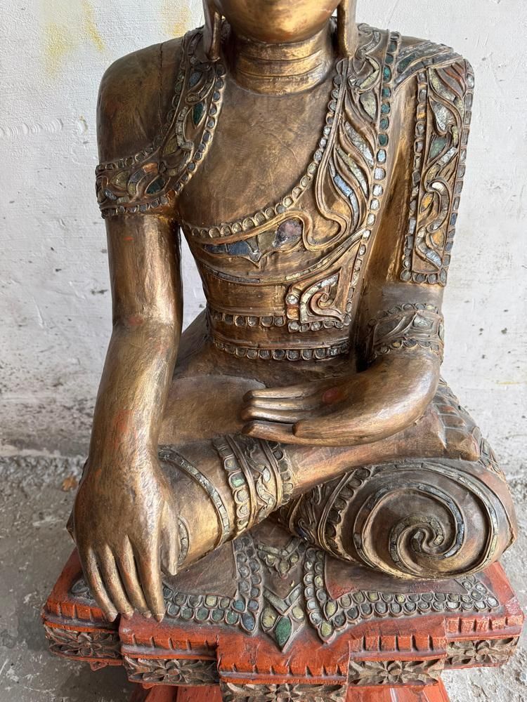 Large Seated Buddha Sculpture In Carved Base Gilded Wood photo 842.0