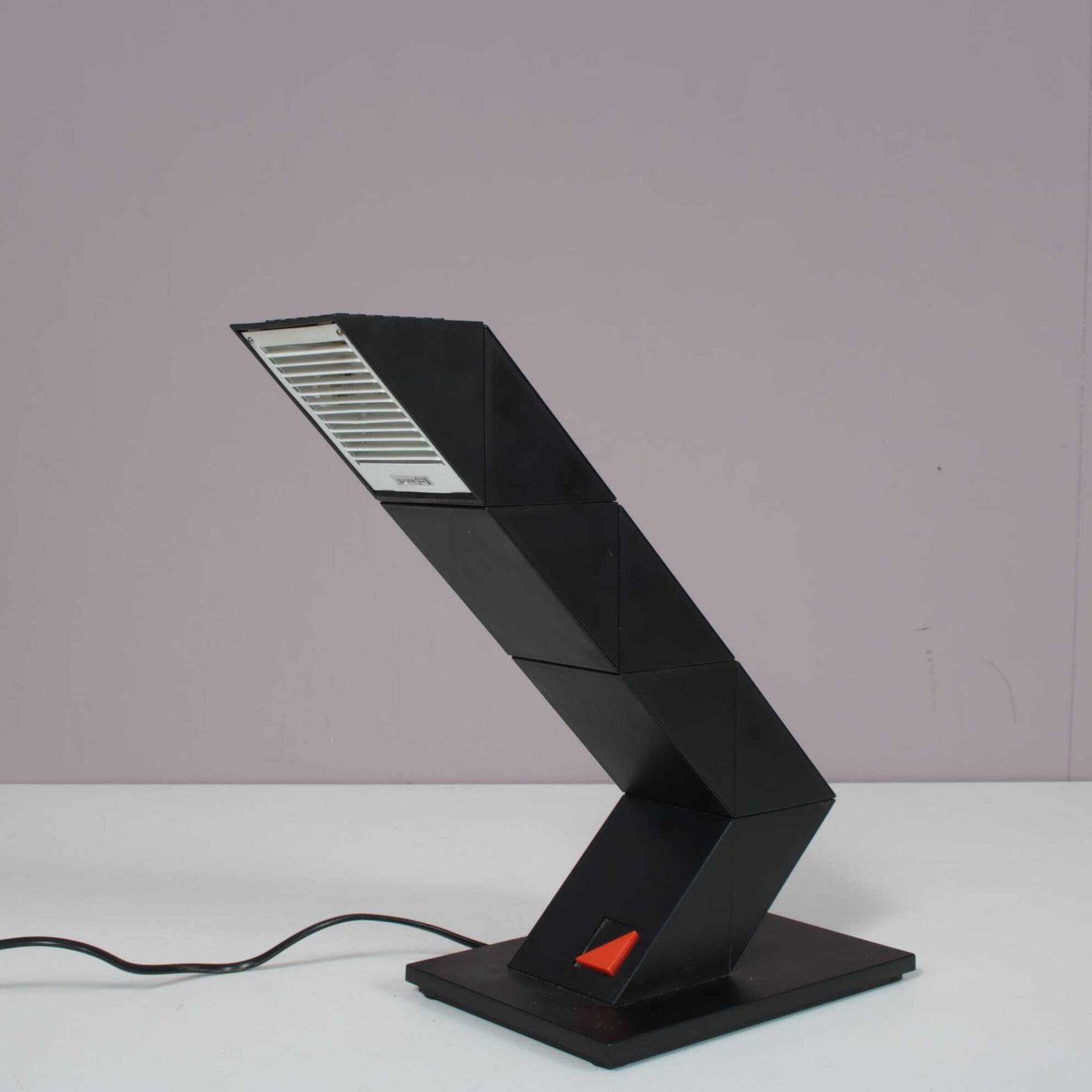 336.0 1980s “Zig Zag” Desk Lamp By Shui L. D. Chan For New Horizons, Hong Kong photo
