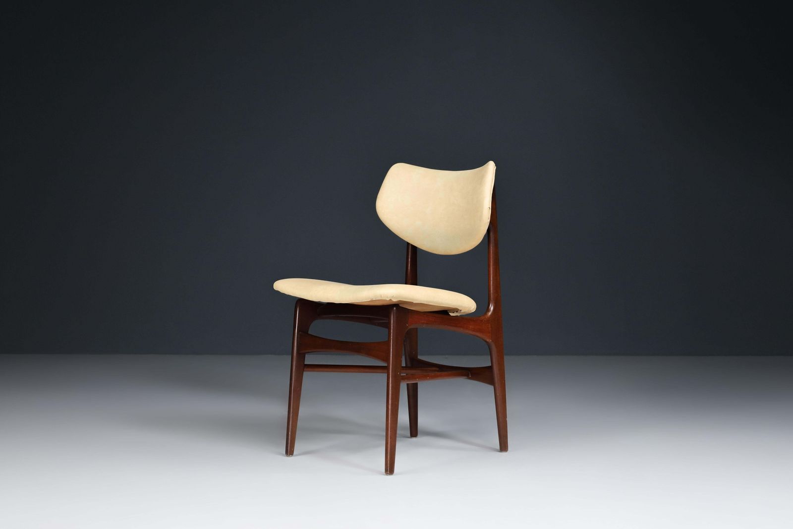 photo furniture Louis Van Teeffelen For Wébé Dining Chairs, The Netherlands 1960s