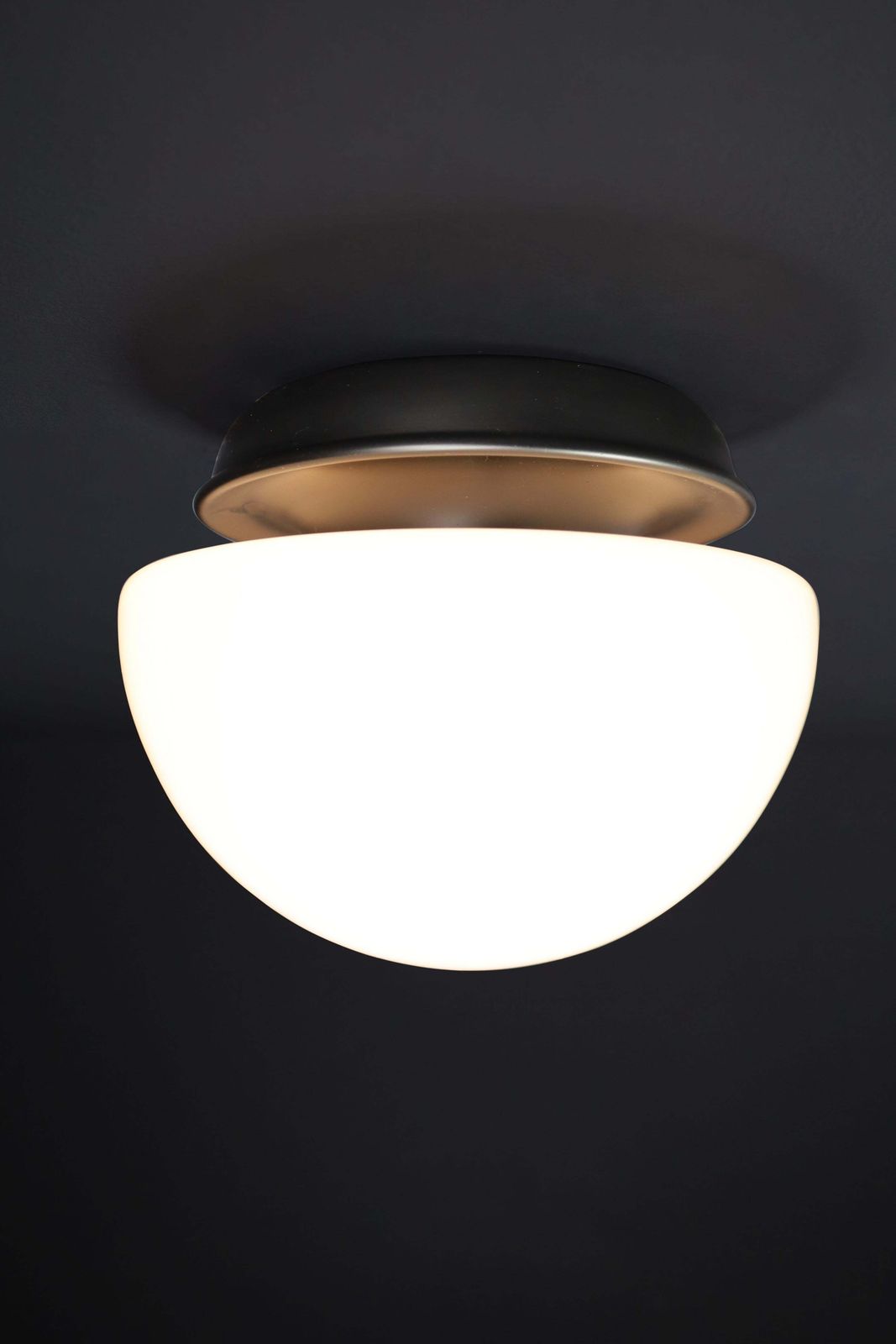 photo vinterior Xl Italian Mushroom Flush Mount / Sconces /Table Lamp In Opaline Glass And Metal