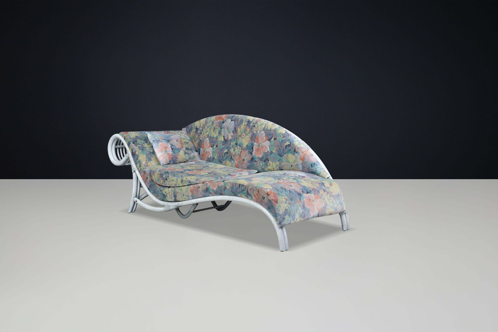 photo for sale 1980s Floral Rattan Daybed By Flechtatelier Schütz, Germany, Modernist
