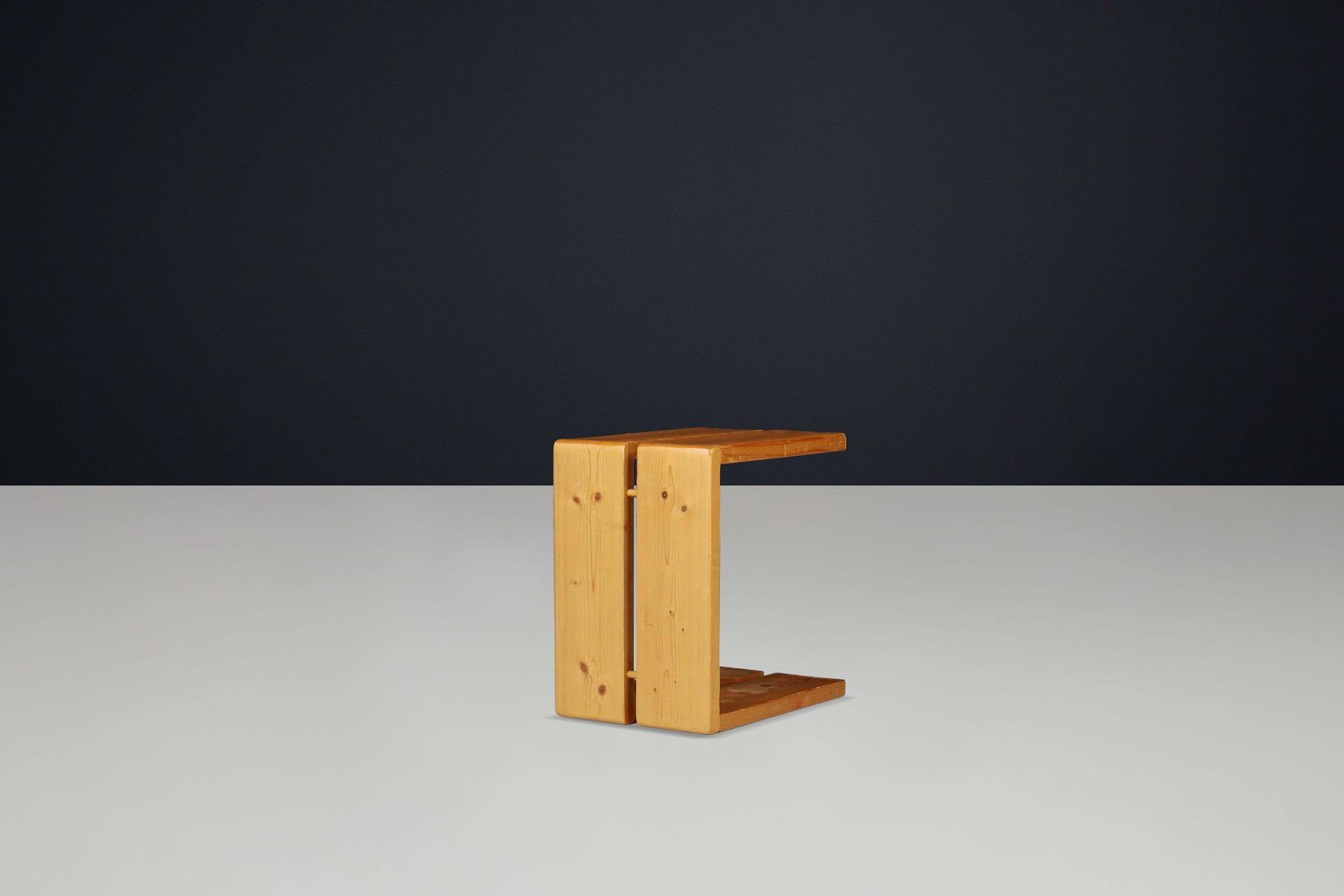 Charlotte Perriand Mid Century Pine Stool, Les Arcs Ski Resort, 1960s photo vintage