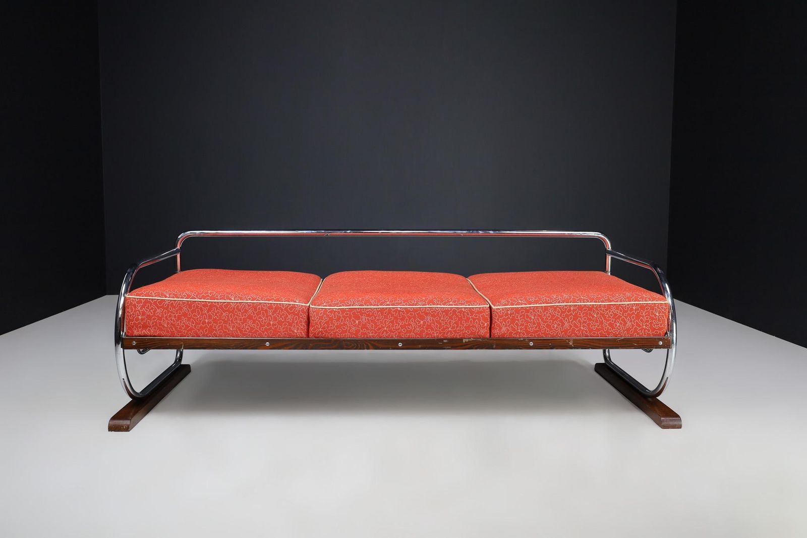 Bauhaus Chrome Sofa With Original Upholstery By Hynek Gottwald, Prague 1930s photo furniture