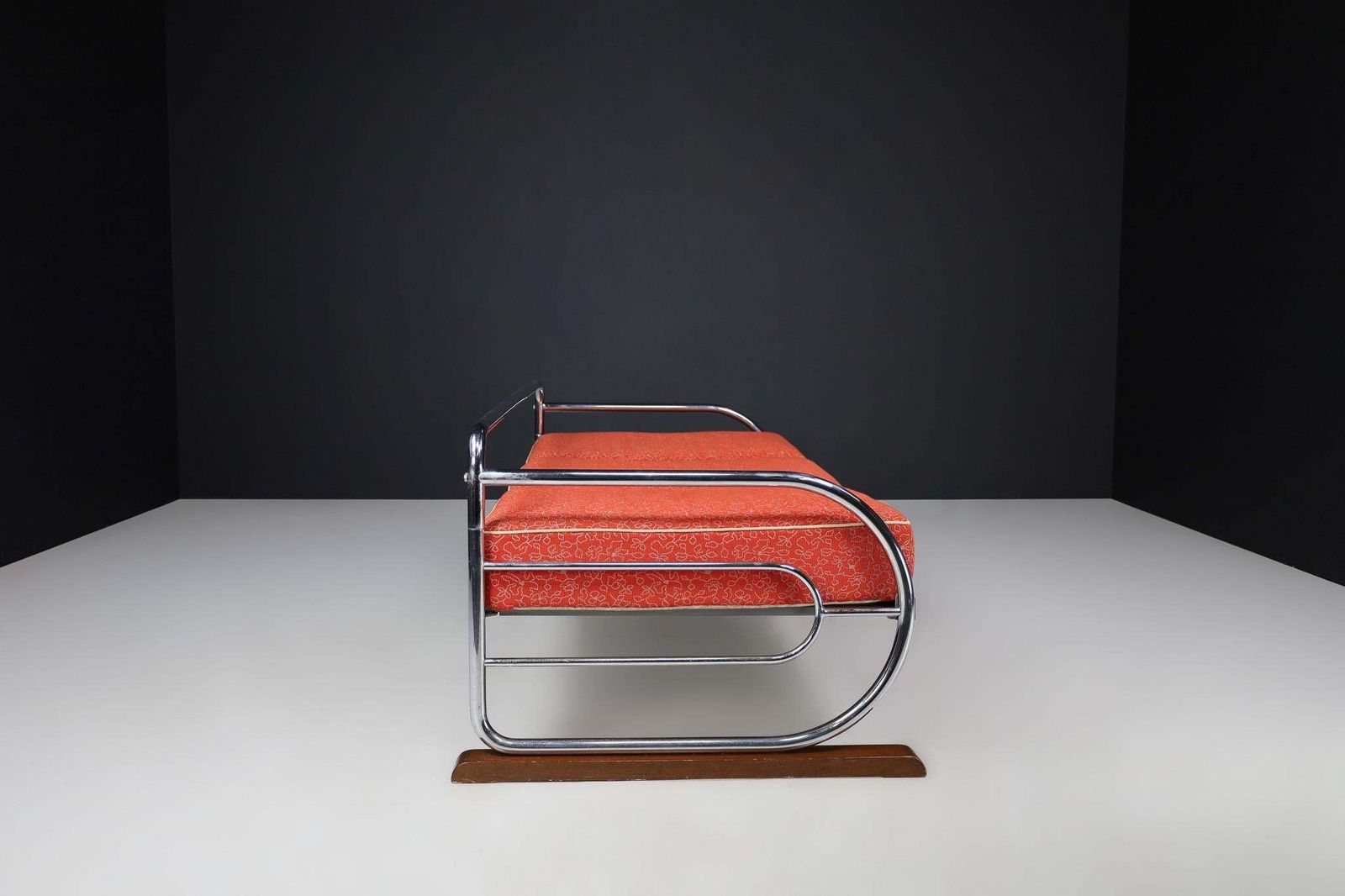 photo for sale Bauhaus Chrome Sofa With Original Upholstery By Hynek Gottwald, Prague 1930s