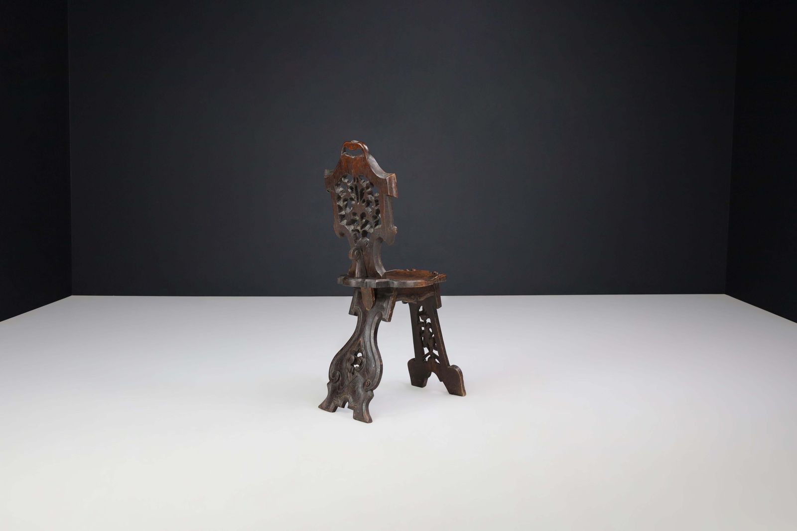 Antique Pair Of Figural Heavily Carved Oak Sgabello Chairs Italy photo 1807.0
