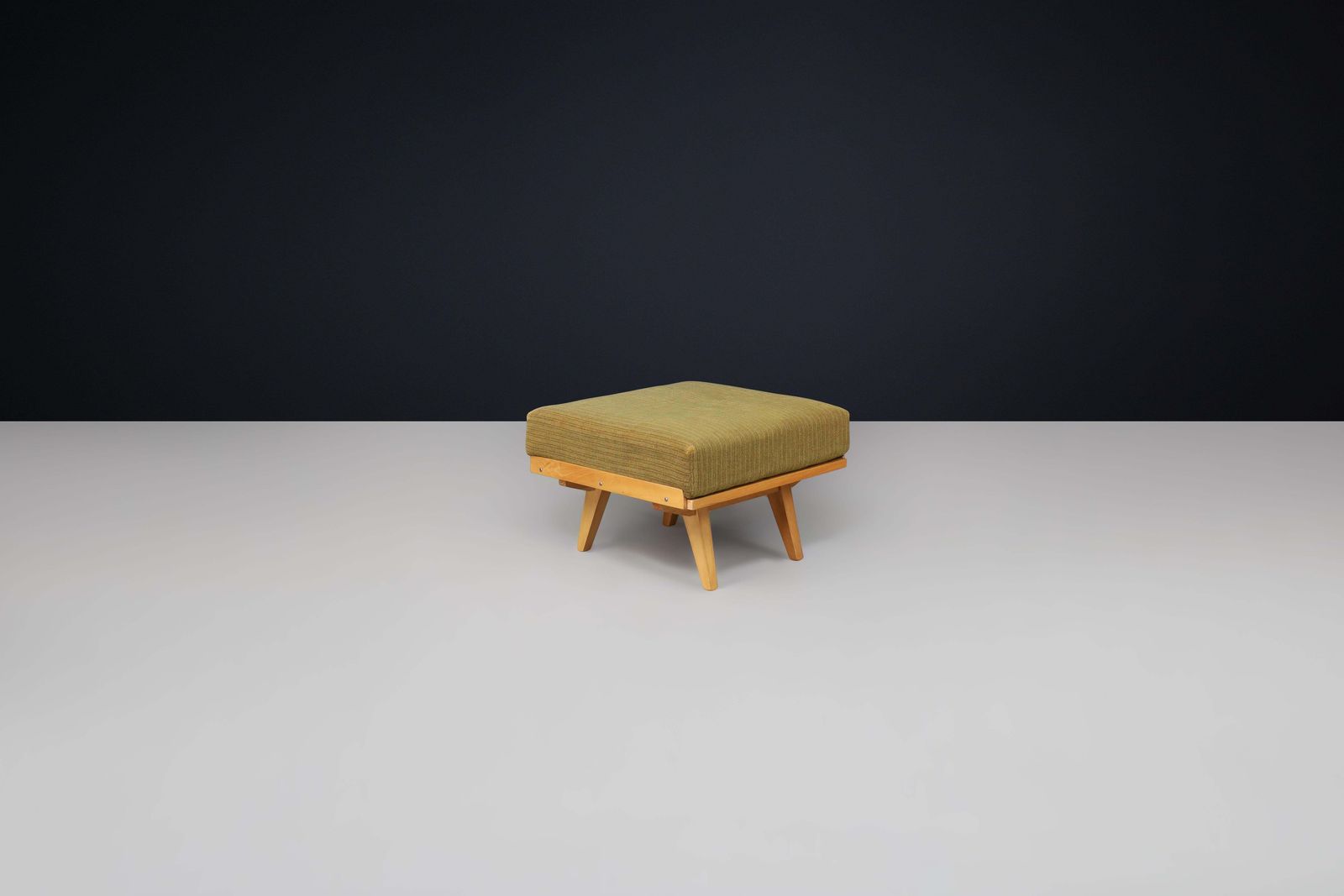 František Jirák For Tatra Nábytok Ottoman In Original Green Upholstery, 1960s photo vinterior