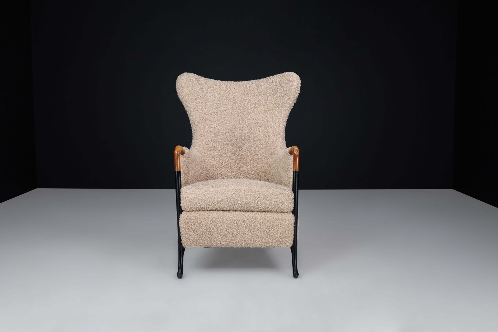 photo furniture Umberto Asnago Highback Chair For Giorgetti Progetti Italy, 1980s