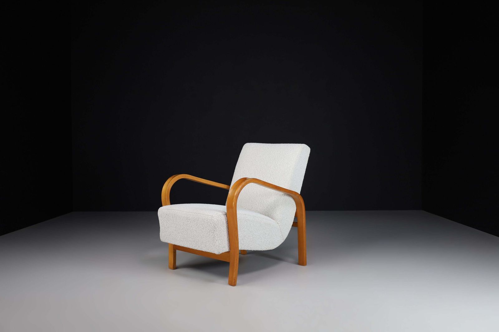 Karel Koželka & Antonín Kropáček Bentwood Armchairs. photo buy