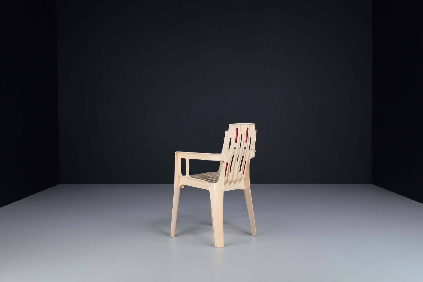 258.0 Pierre Paulin 'Boston' Chairs For Henry Massonnet, France 1988 photo