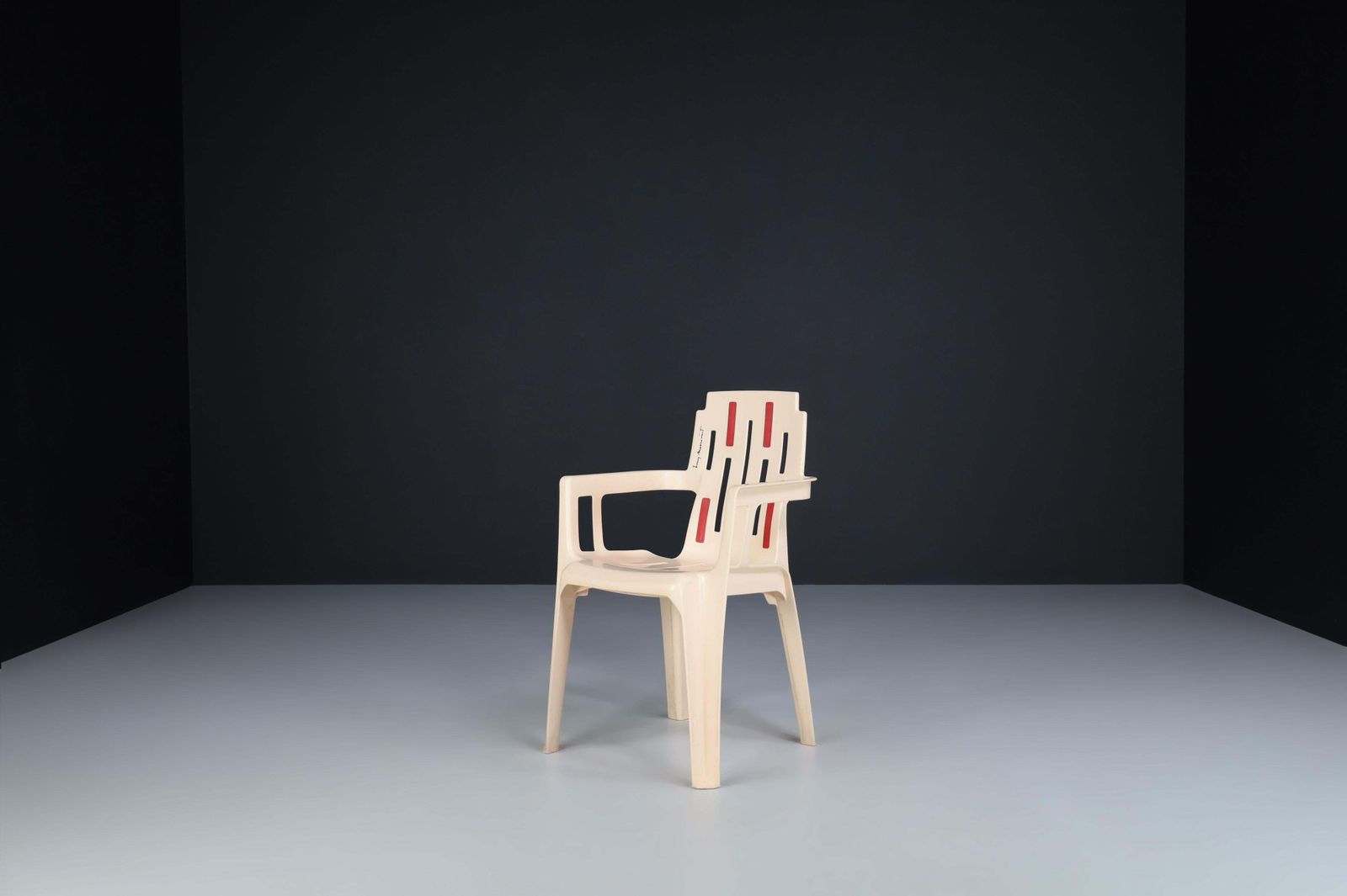 photo vinterior Pierre Paulin 'Boston' Chairs For Henry Massonnet, France 1988