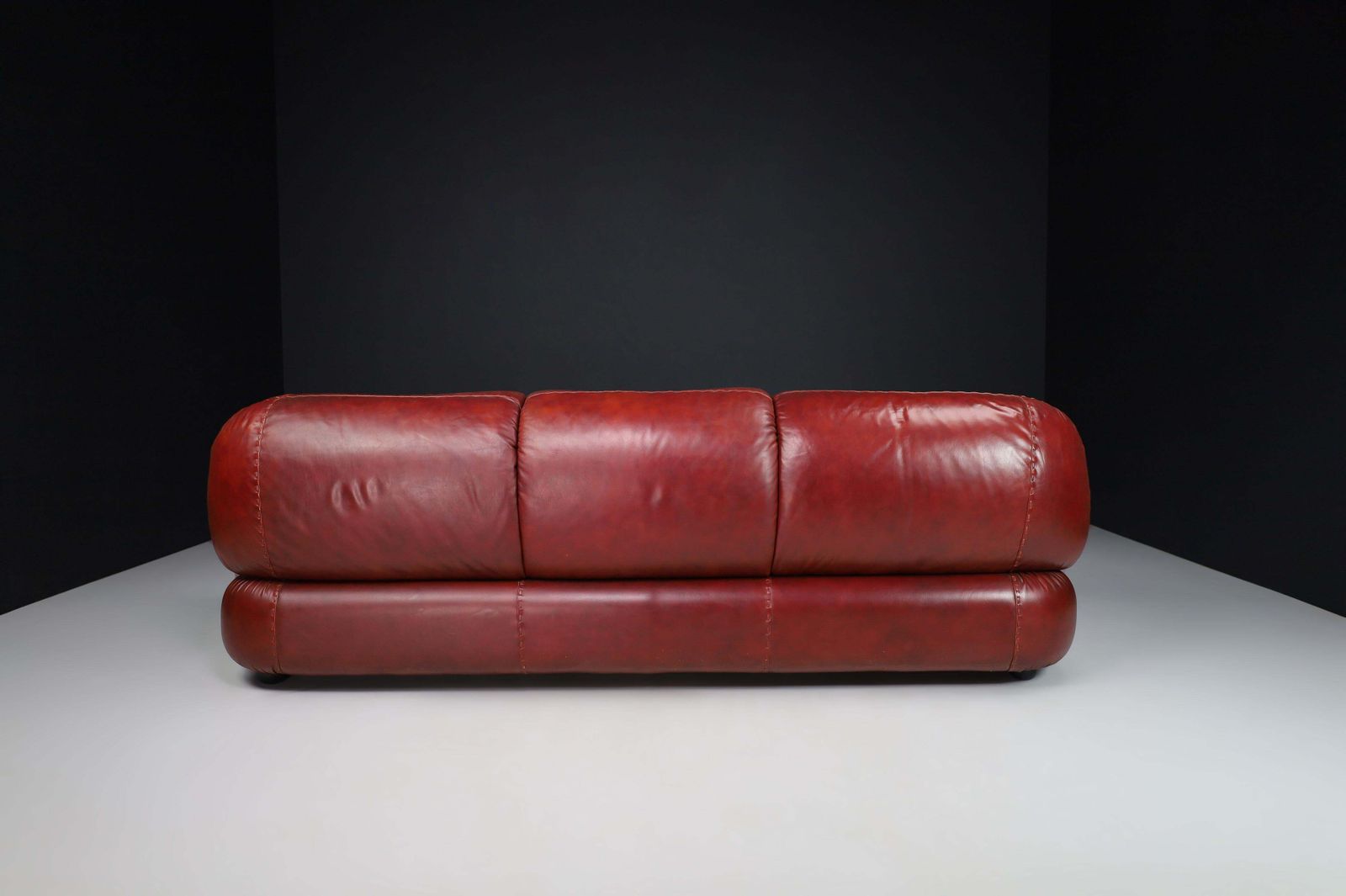 photo for sale Large Lounge Sofa In Bordeaux Leather By Sapporo For Mobil Girgi, Italy, 1970