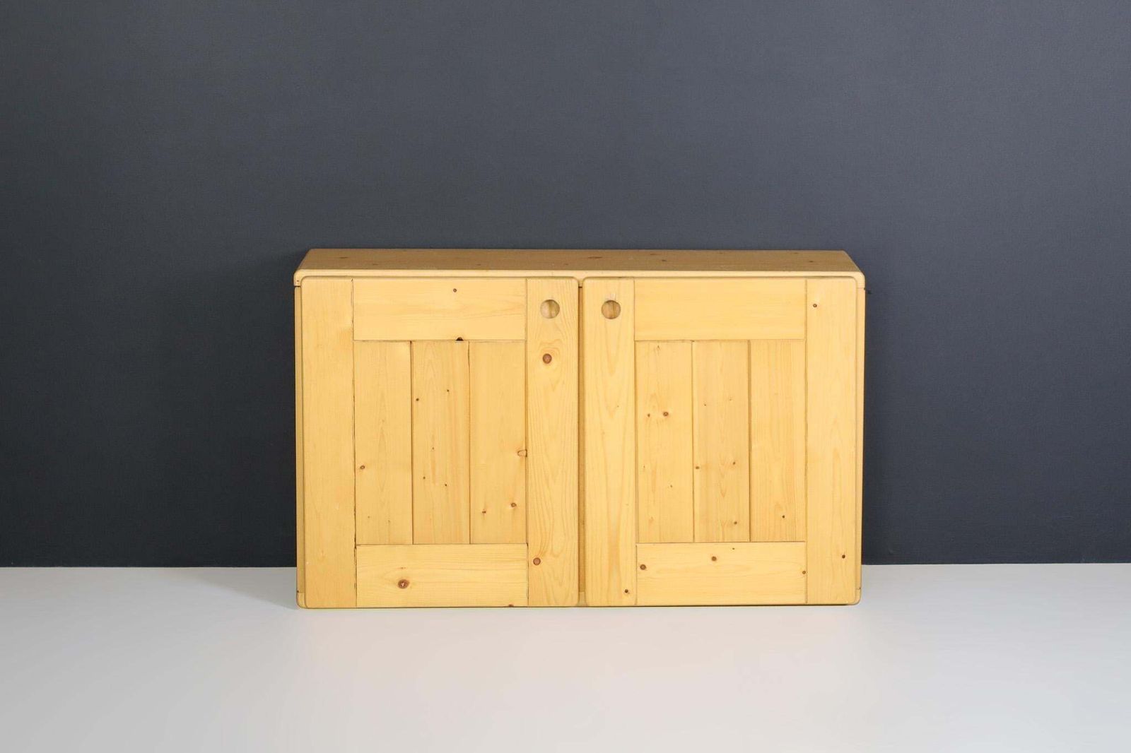 Mid Century Modern Charlotte Perriand Pine Hanging Cupboard For Les Arcs, France photo vintage
