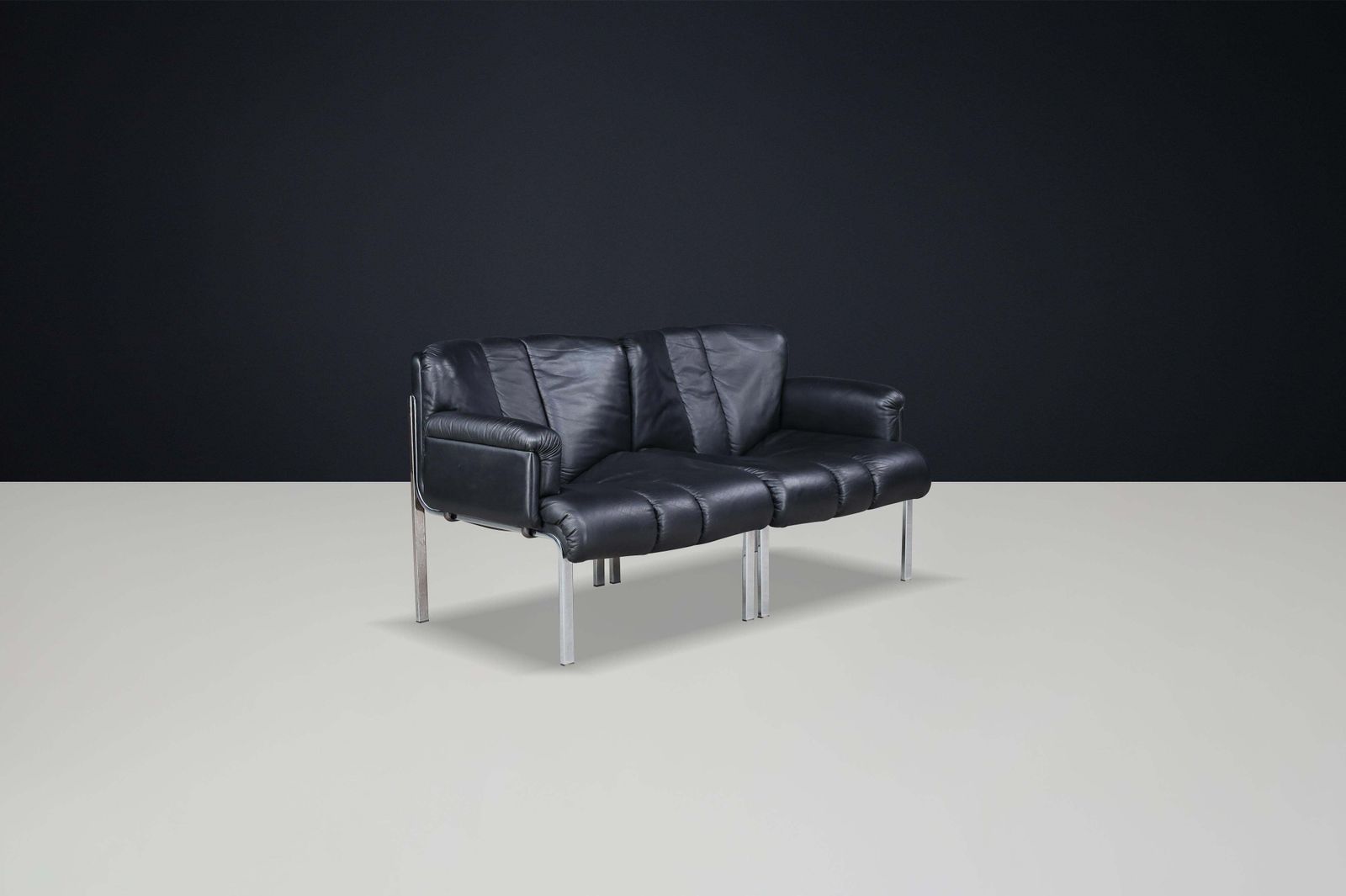 Hans Eichenberger For Girsberger ‘Eurochair’ In Black Leather, Switzerland, 1970 photo for sale
