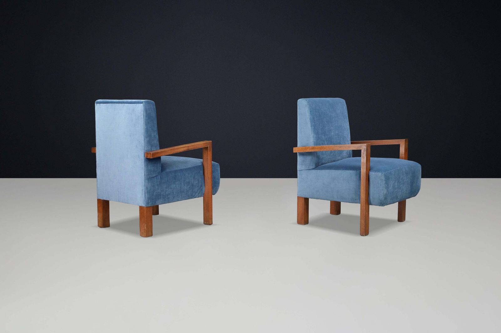 photo furniture Pair Of Giovanni Michelucci Armchairs In Blue Velvet, Italy, 1940s