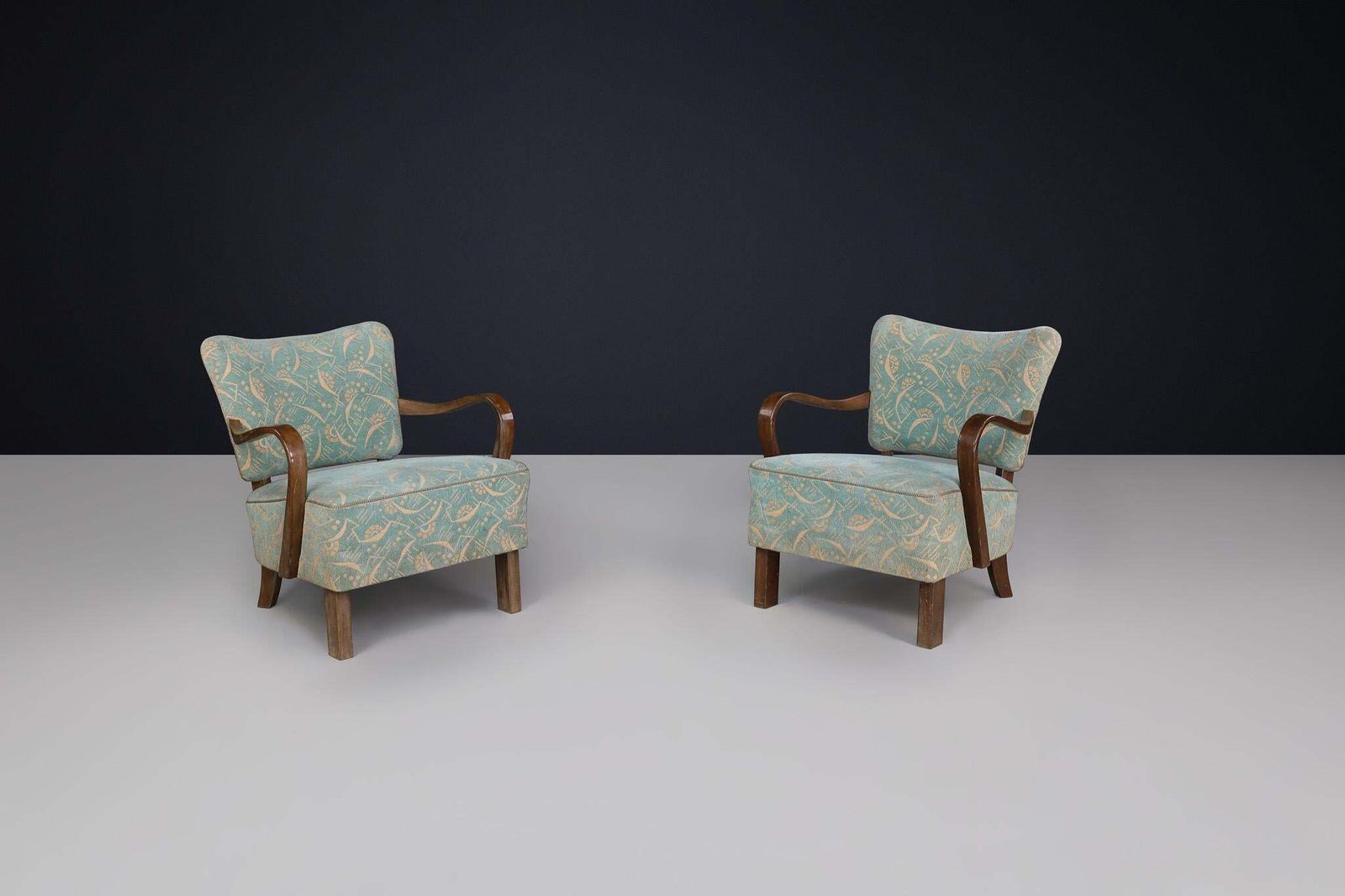 photo for sale Bentwood Armchairs By Jindřich Halabala With Original Antonín Kybal Upholstery.