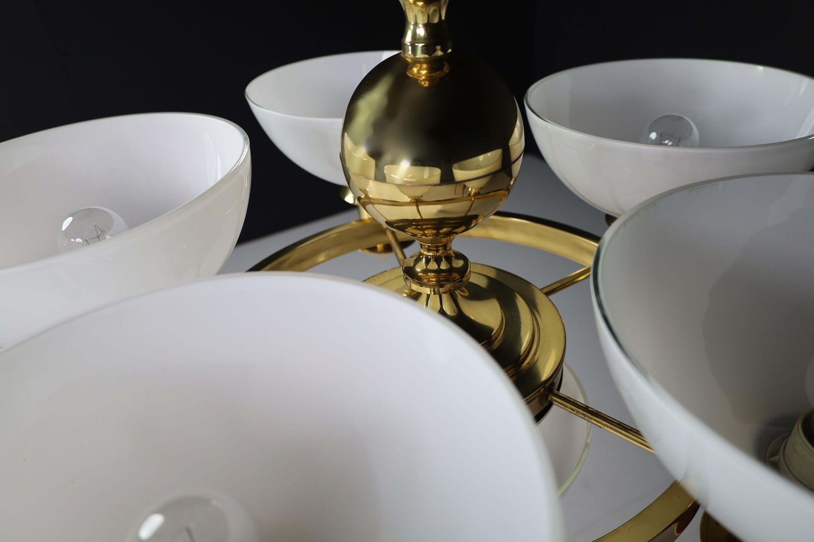 photo vinterior Sculptural Italian Chandelier In Brass & White Opaline Glass, 1970s 12 Available