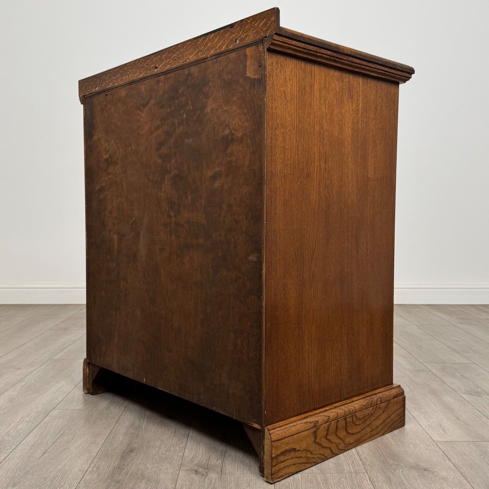 Antique 20th Century Fine Quality Chest Of Drawers In Oak photo vinterior