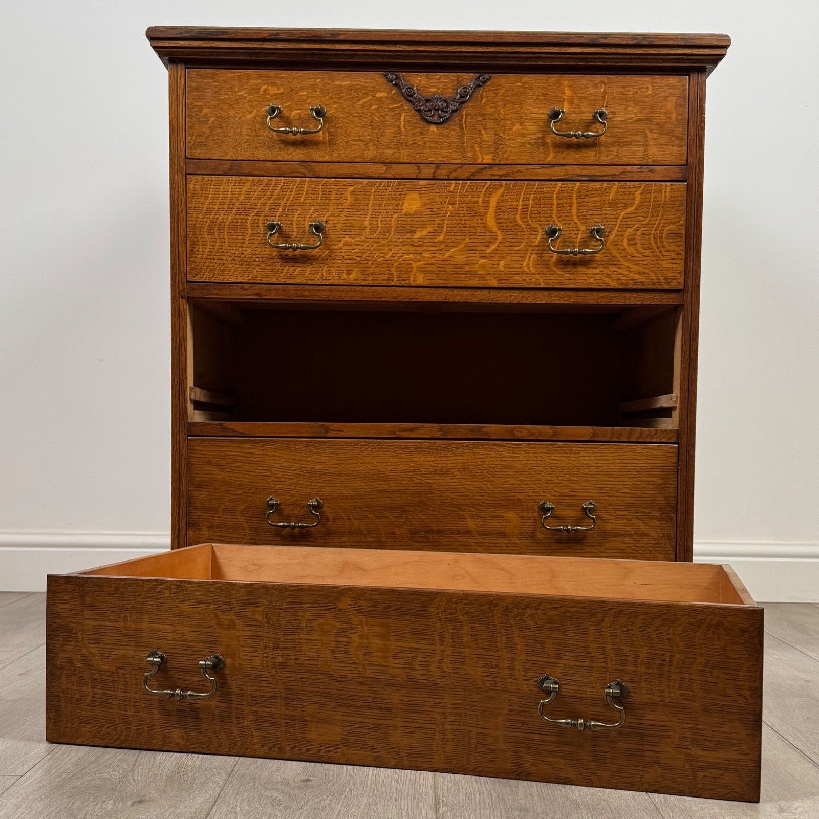 photo for sale Antique 20th Century Fine Quality Chest Of Drawers In Oak