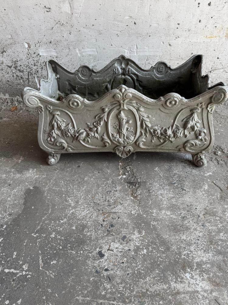 photo furniture Antique French Jardinière In Cast Iron