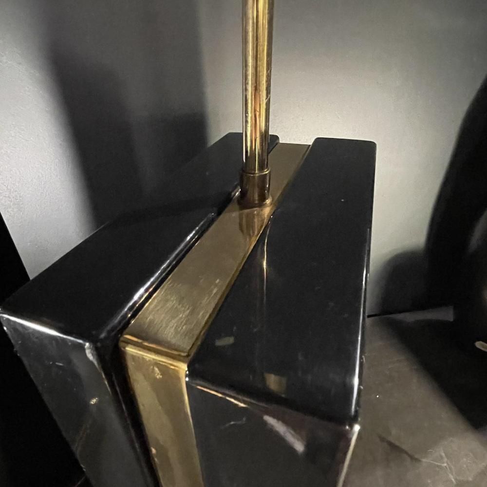 Hollywood Regency Lamps In Black Lacquer And Brass, 1970s, Set Of 2 photo vinterior