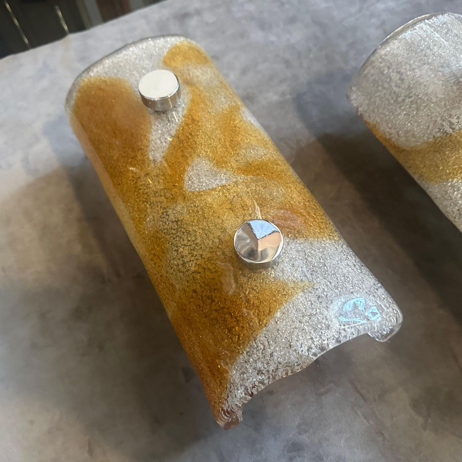 photo vintage Two 1970s Space Age White And Brown Murano Glass And Steel Italian Wall Sconces