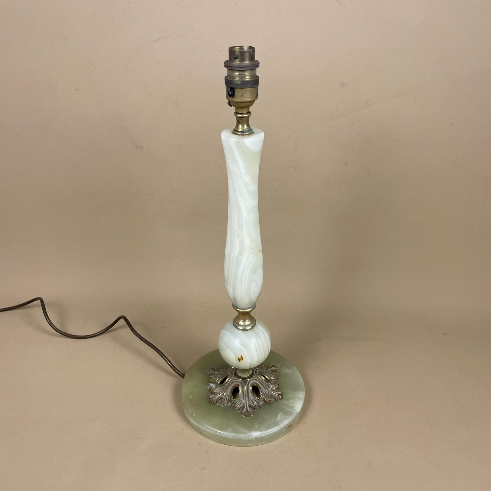 Antique Vintage Marble Stone Lamp Green Light Table Bedside Desk Lamp Colours Natural Patterns Ornate Round Base Onyx Brass Metal Gold photo Lighting