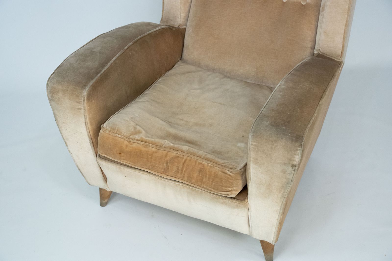 photo furniture Mid Century Attributed Melchiorre Bega Single Armchair In Velvet. Italy 1950s