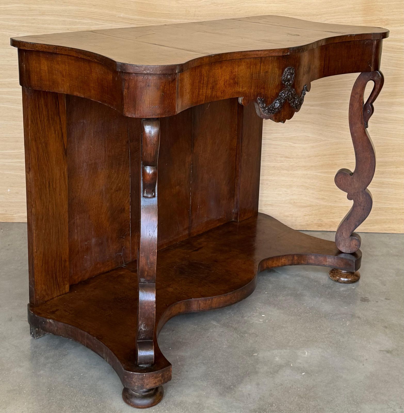 photo for sale Console en noyer avec tiroir, début de la période Biedermeier, Autriche, vers 1830