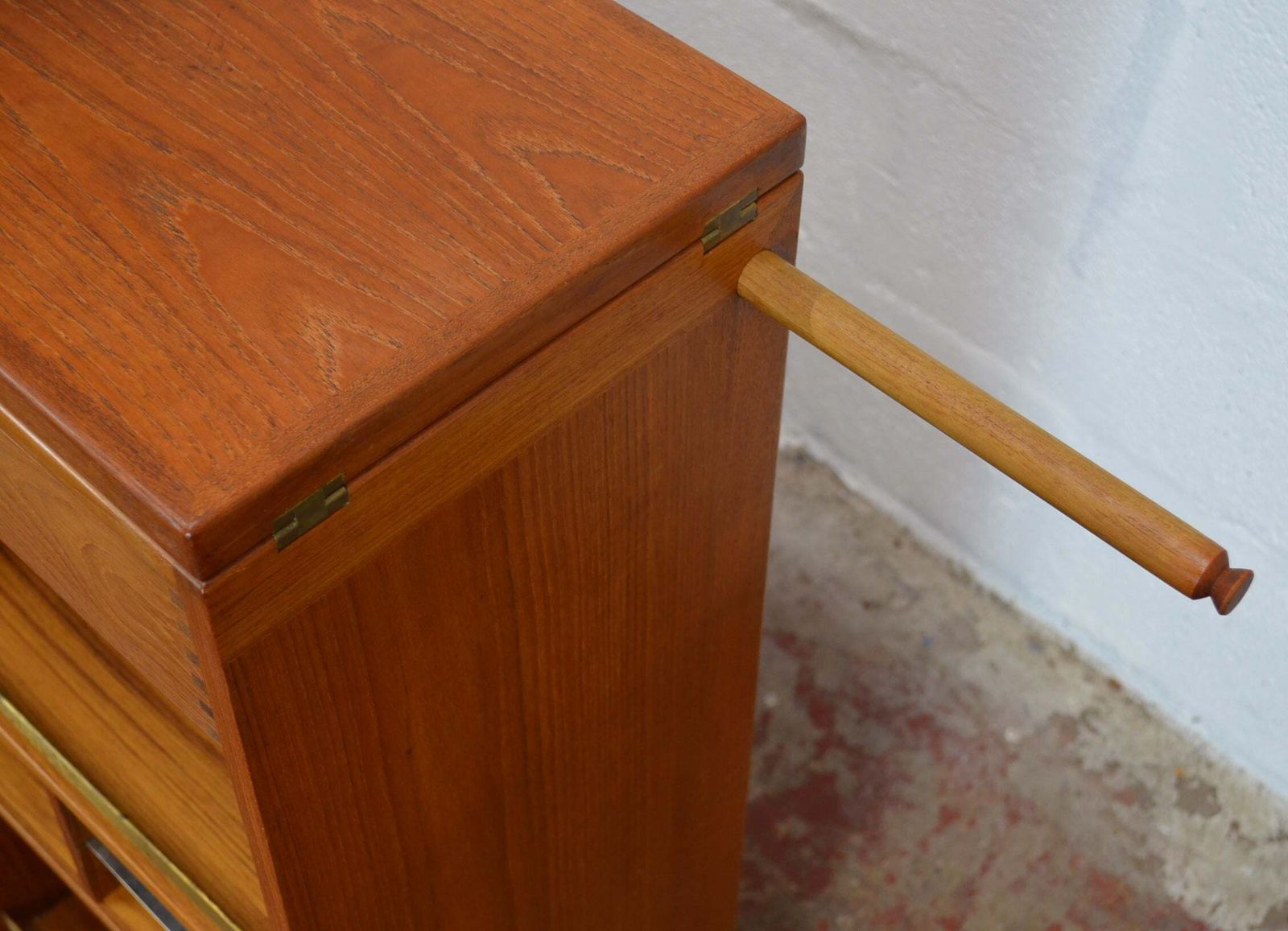 A Mid Century Metamorphic Cocktail Cabinet By Reno Wahl Iversen For Dyrlund photo vintage