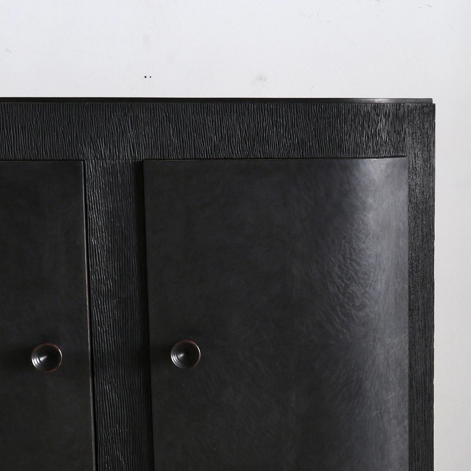 Unusual Ebonised Italian Gouged Deco/Modernist Corner Cupboard/Bar photo vinterior