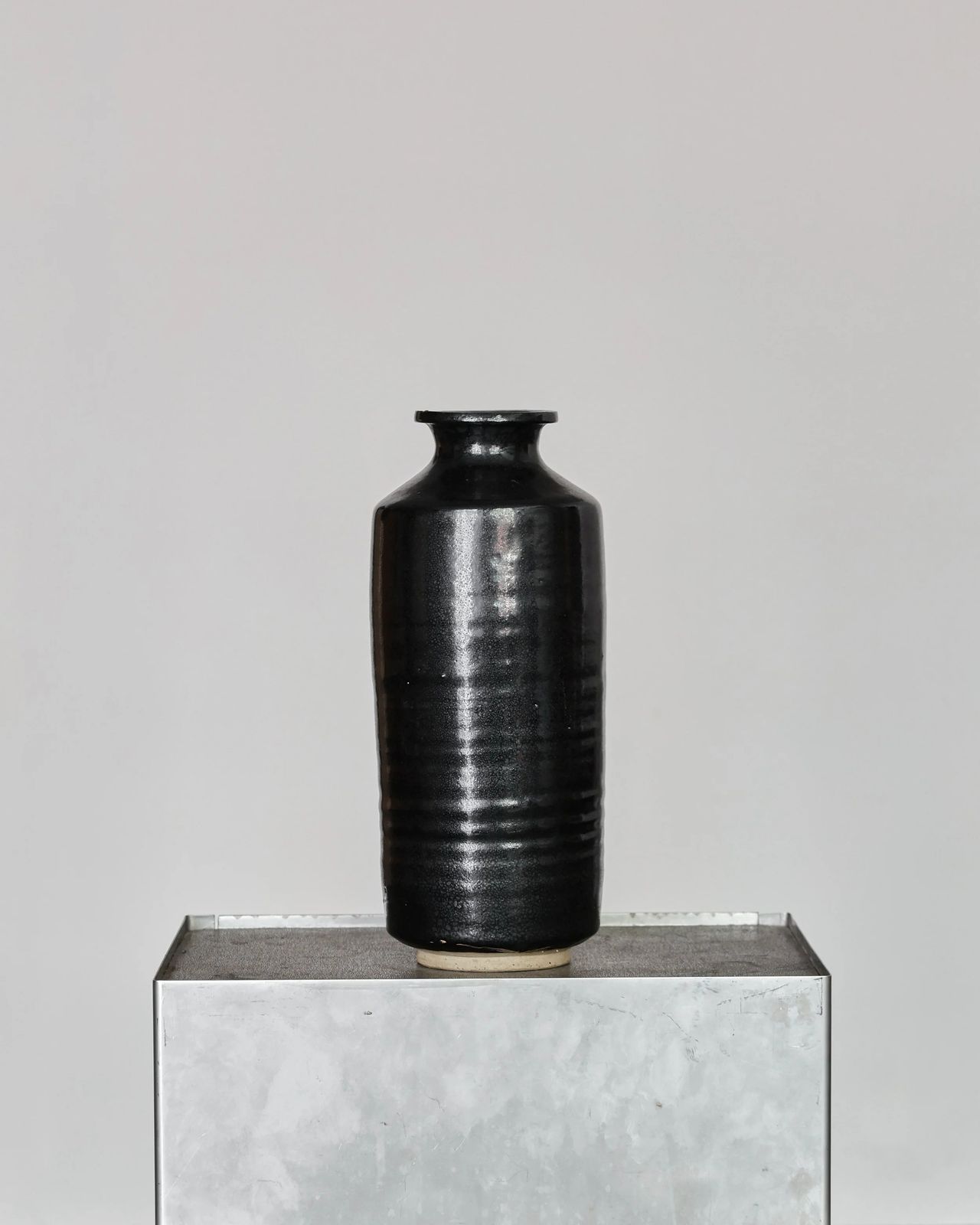 Tall Taisho Period Japanese Art Deco Ceramic Vase photo for sale