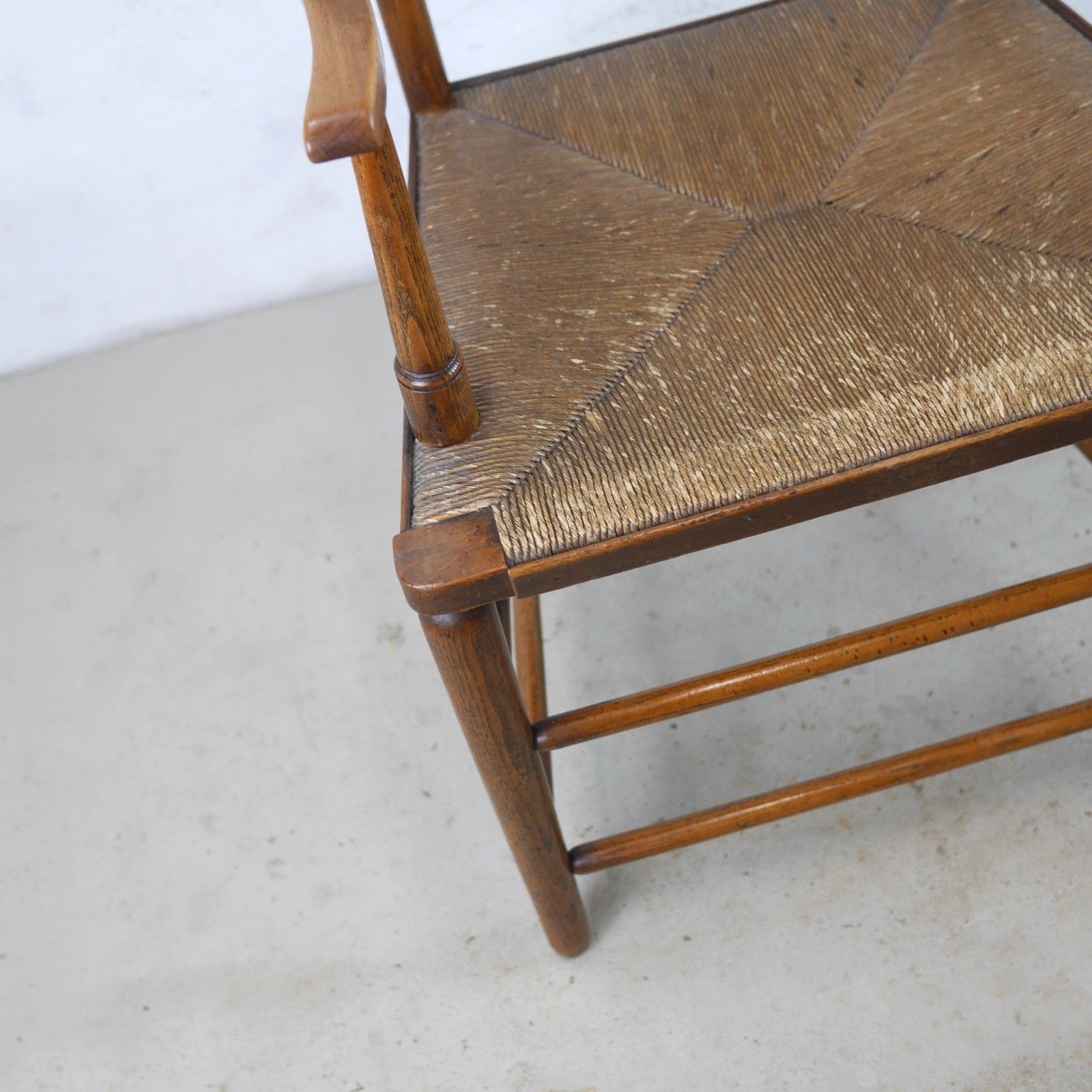 photo buy Antique Arts & Crafts Sussex Chair William Morris Style Rush Seat #103056