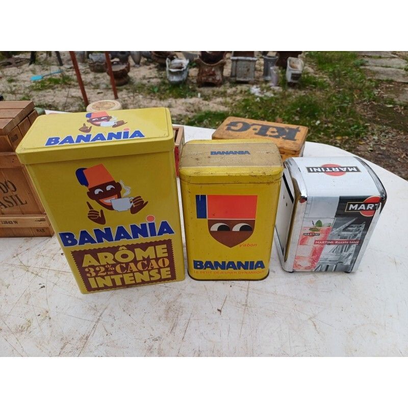 Lot Of Vintage Tin Advertising Boxes photo vinterior