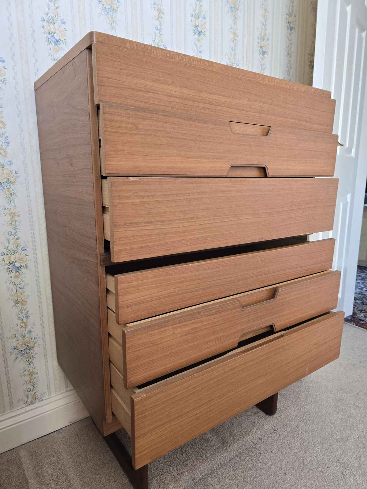 Uniflex Gunther Hoffstead Walnut Chest Of Drawers / Tallboy. Retro Mid Century G Plan