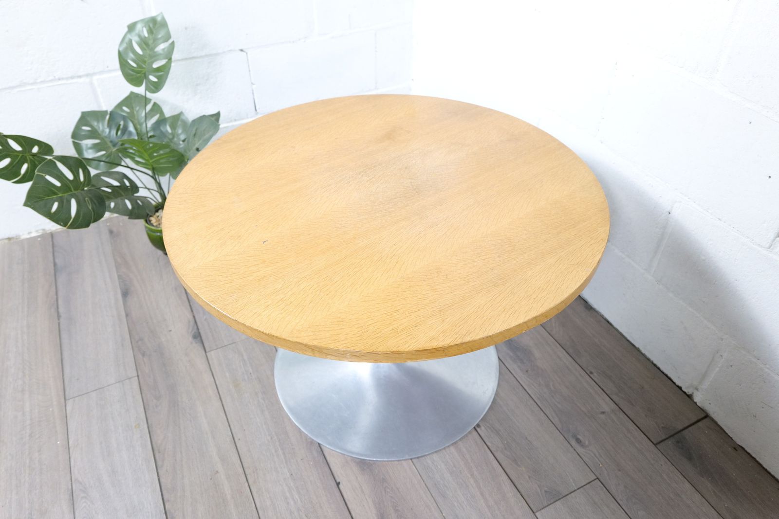photo buy Mid Century Tulip Coffee Table