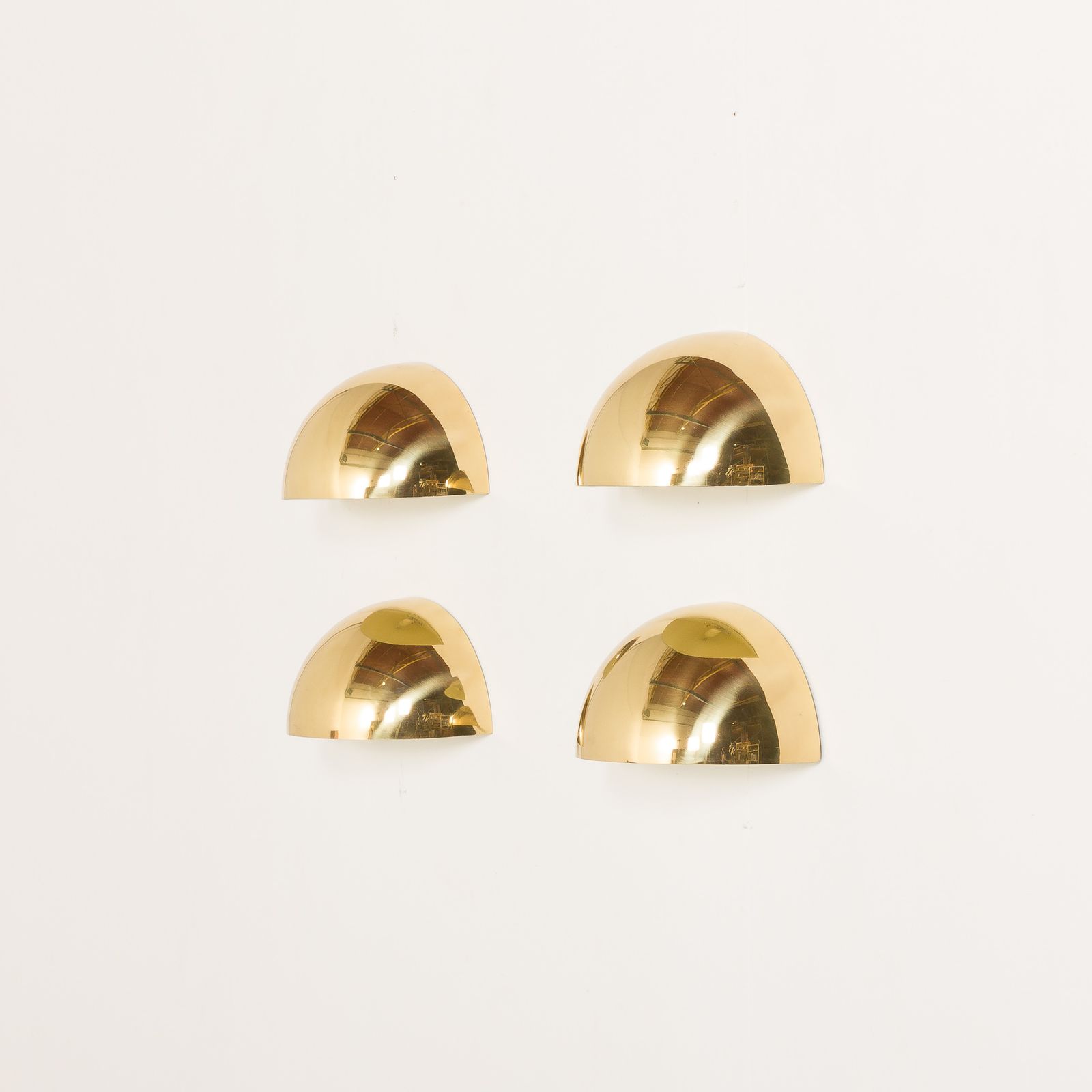Italian Space Age Brass ‘Quebec’ Sconces By Gilla Giani For Tronconi, Set Of 2, 1980s. photo vinterior