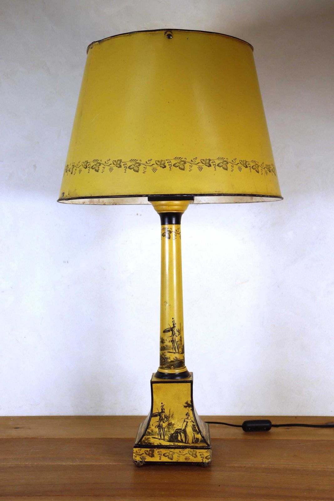 Original Italian Mid Century Tole / Metal Table Lamp (St.254) photo for sale