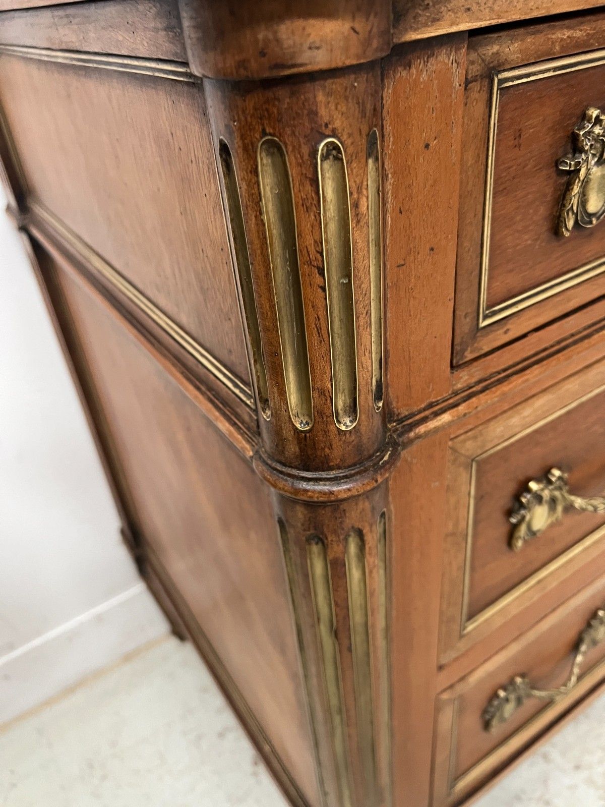 Louis XVI Style Mahogany Chest Of Drawers 19th Century photo vinterior