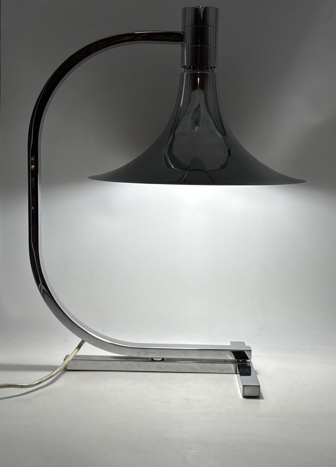 photo for sale Franco Albini Franca Helg, Mod. Am/As Table Lamp, Sirrah Italy 1969