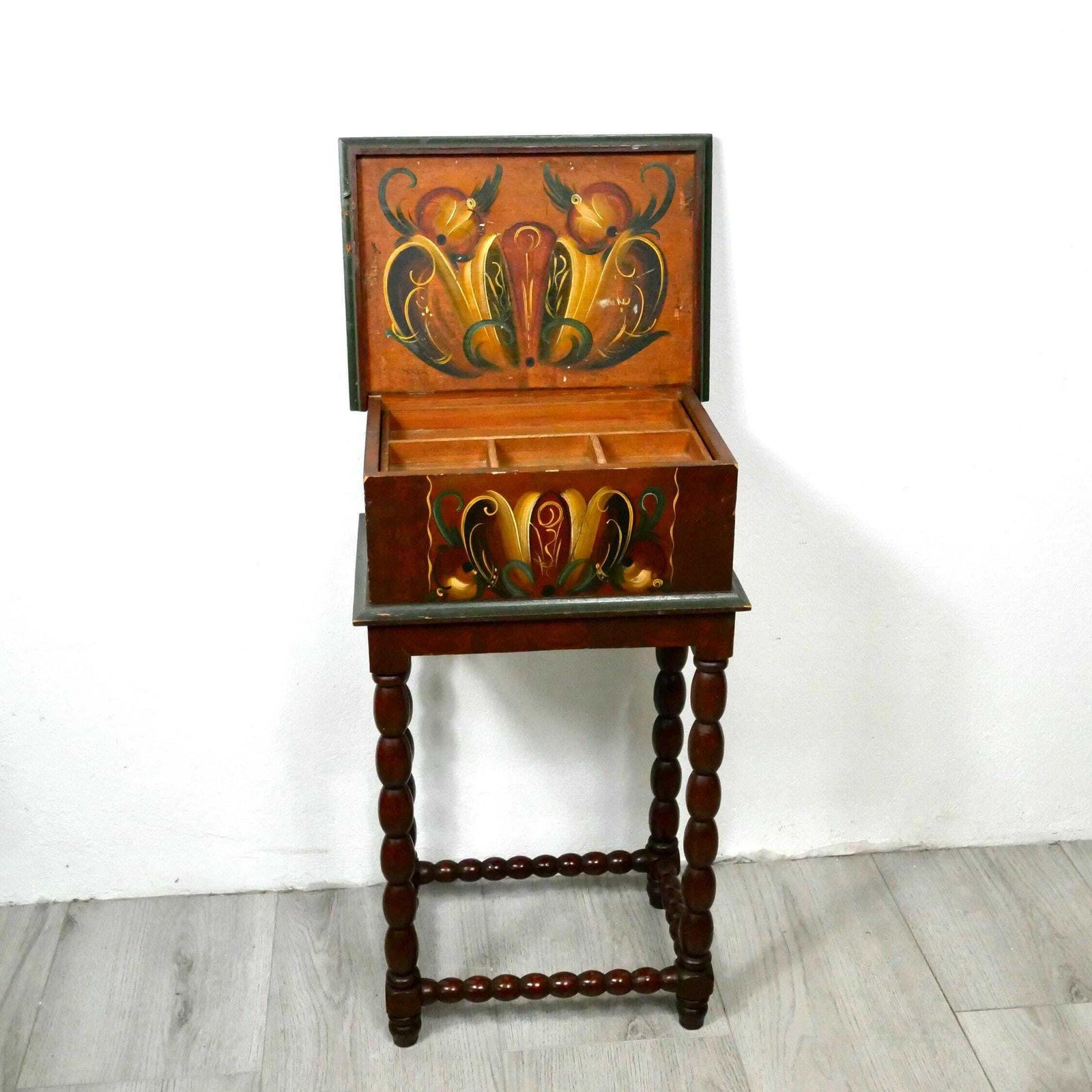Vintage Hand Painted Kurbits Side Table: Swedish Rosemaling Folk Art photo 276.0