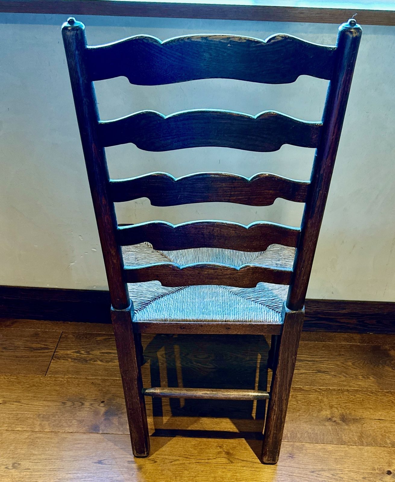 Set Of 6 Antique Lancashire Wavy Ladderback Rush Seat Chairs Vgc With Handmade Ian Mankin Linen Cushions photo for sale